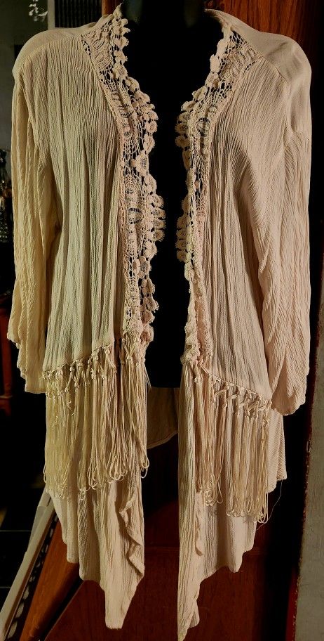 Cream Boho Look Shirt W/ Fringe
