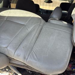 back Seats Trailblazer 2003