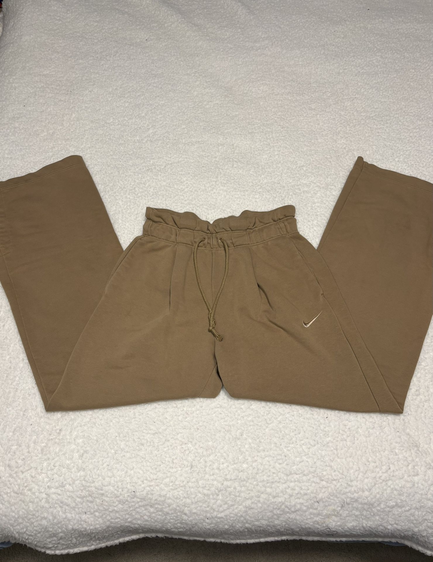 Nike Women Brown Everyday Modern Wide Leg Sweatpants 