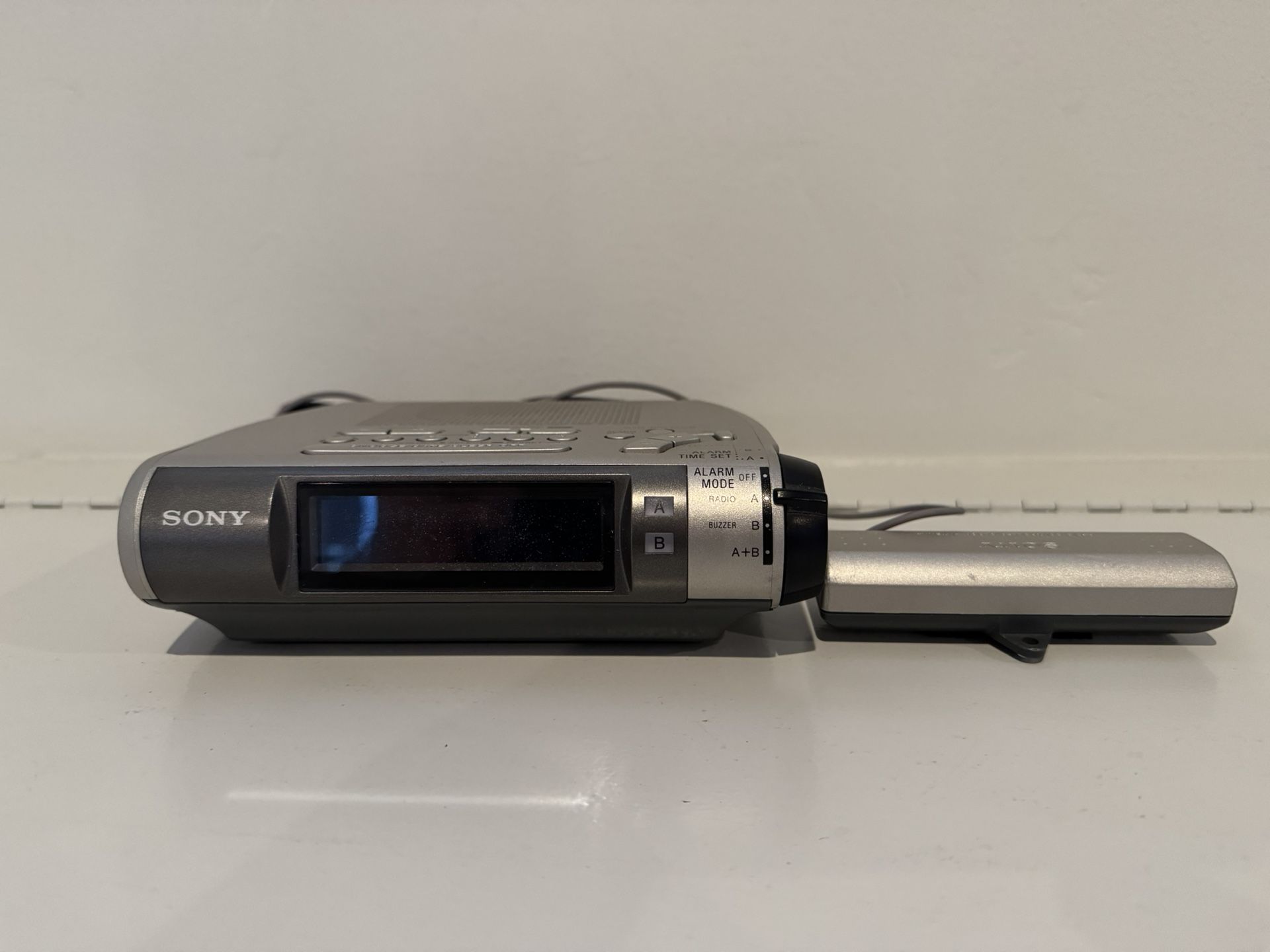 SONY Dream Machine AM/FM Clock Radio
