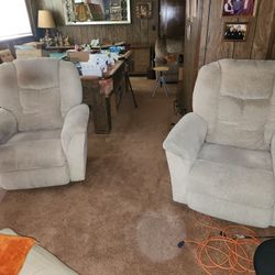 Recliners Chairs