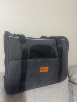 Morpilot Soft-Sided Pet Carrier Bag