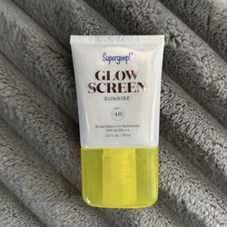 NEW SUPERGOOP! GLOWSCREEN SPF 40 IN SUNRISE $8!