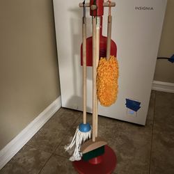 Melissa And Doug cleaning playset