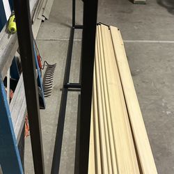 FREE .. KING  FRAME As Is 