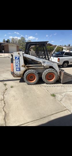 Bobcat 753 Escombro Materials