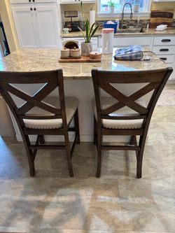 2counter height barstools