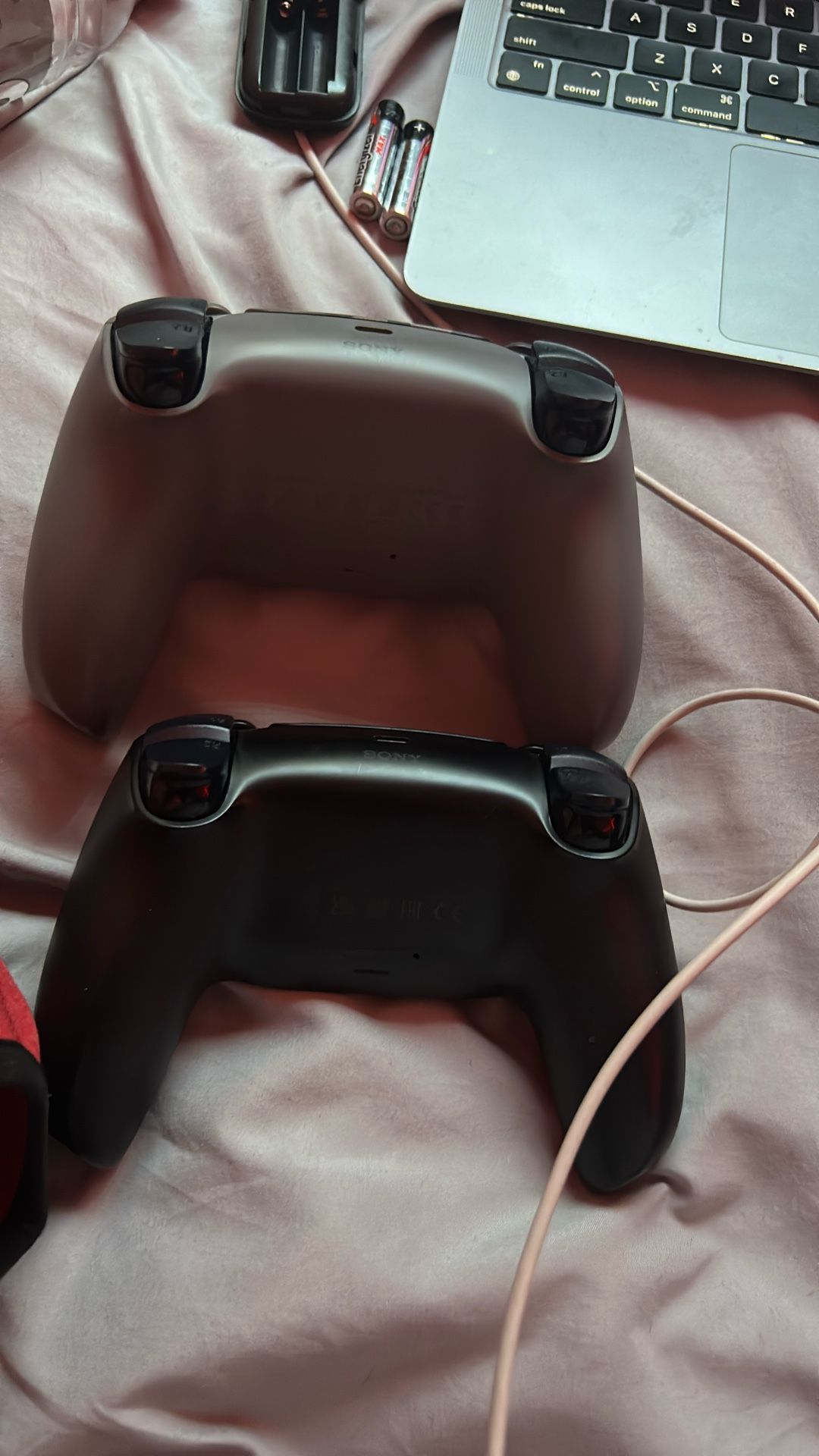 ps5 controllers airpods mac book