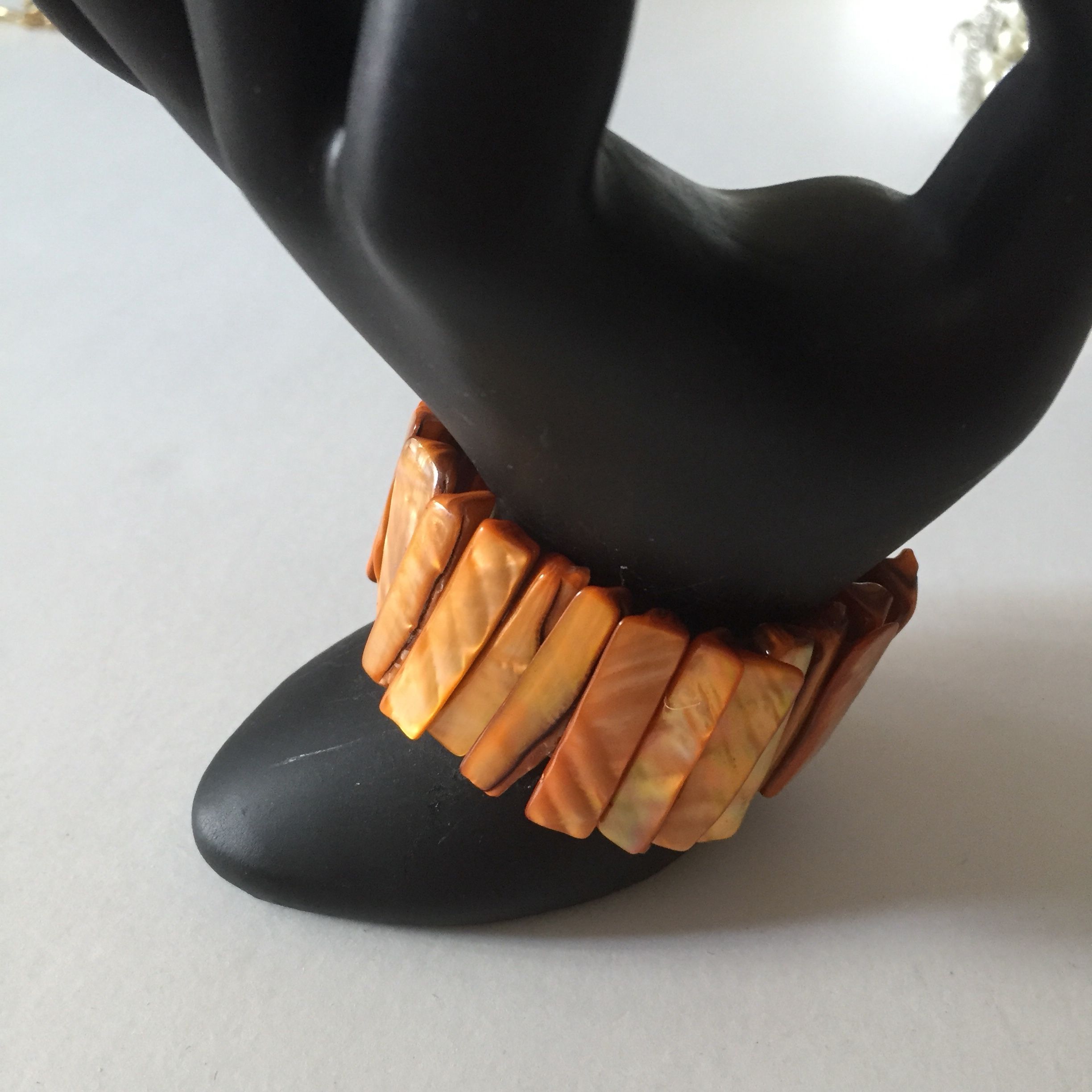 Shell Stretch Brown Bracelet