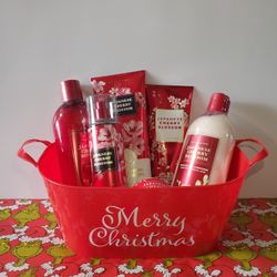 ❤ Bath & Body Works Japanese Cherry Blossom Christmas Basket ❤