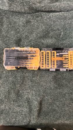 Juego de barrenas y juego de puntas
