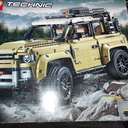 NEW Legos Land Rover Defender 