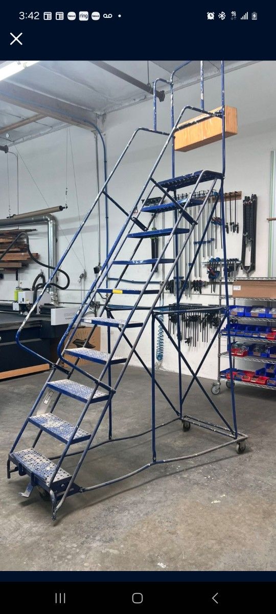 Rolling Ladder  10steps  Good Condition For Sale 