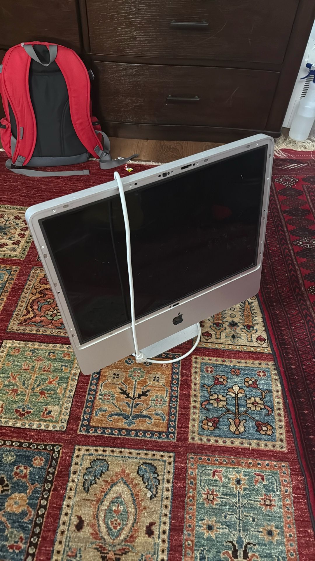 Old iMac - Works - Free - Don’t Have More Info