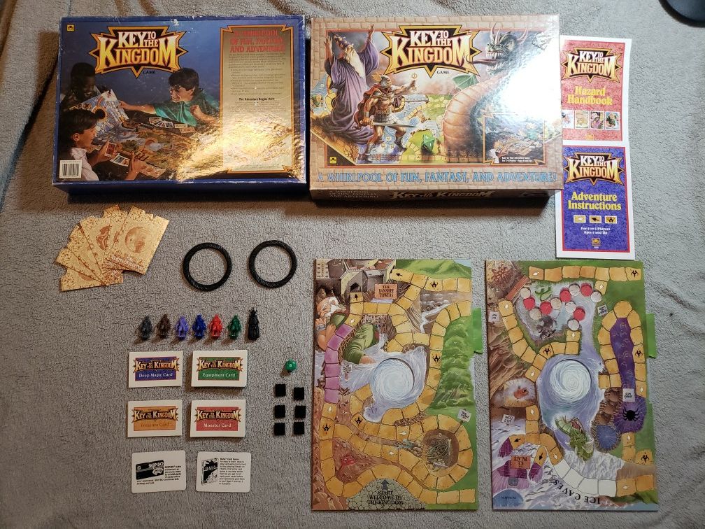 KEY TO THE KINGDOM Board Game Golden 100% Complete in Box Rare/Vintage. Box have some minor details please see pictures if you have any questions plea