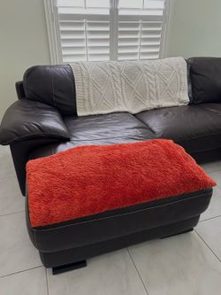 Leather sectional sofa
