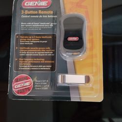 Genie 3 button GARAGE remote control G3T Operate 315MHz And 390 Mhz Automatically Up To 3 Garage Openers. New Excellent Condition