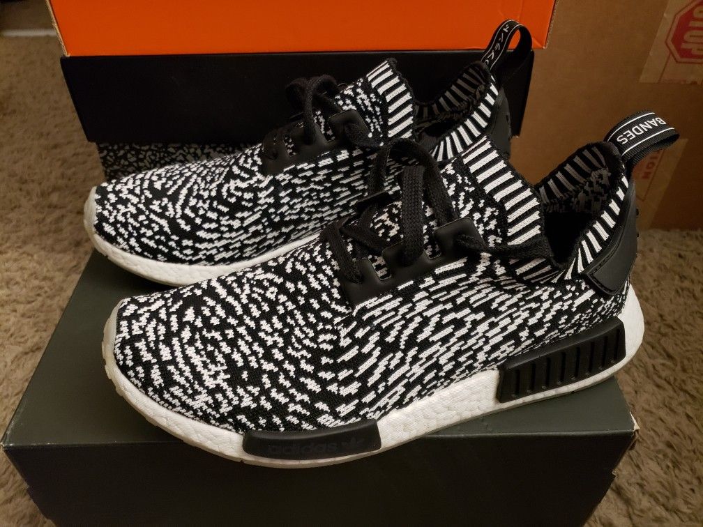 Adidas NMD R1 PK Zebra Sz 10 BY3013 Adidas NMD R1 PK Zebra Sz 10 BY3013