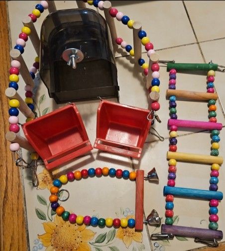6 PIECE PARAKEET[ SMALL BIRD ] BIRD CAGE ACCESSORIES BUNDLE SET