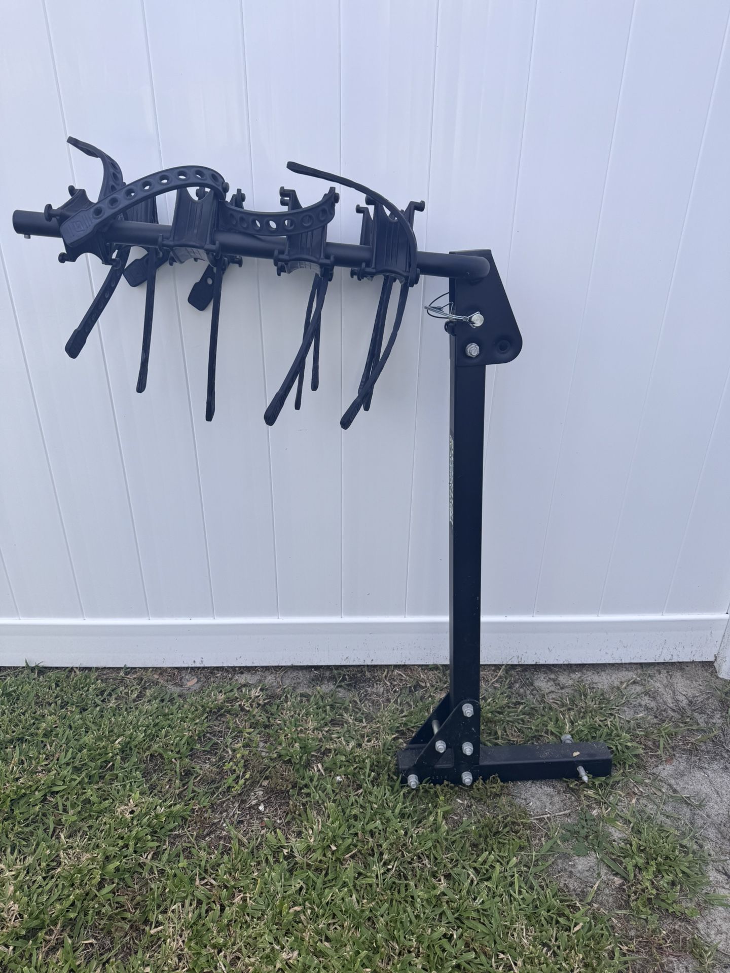 4 Bike Rack in good condition