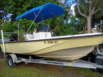 1988 Boston Whaler Outrage 18