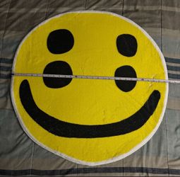 Cpfm smiley soft rug