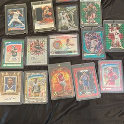 LOT OF FOOTBALL, BASEBALL, And BASKETBALL . AUTOS, Patches, Majority Numbered