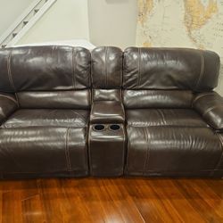 Power Reclining Love Seat