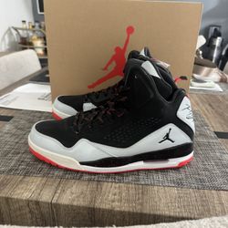 Nike Air Jordan Flight 2013 size 10 Brand new 