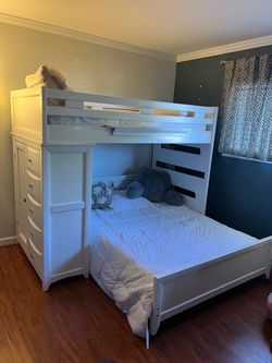 Bunk bed