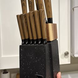 Kitchen Knives Set