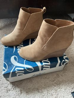 LUCKY BRAND WEDGE BOOTS SIZE 9.5