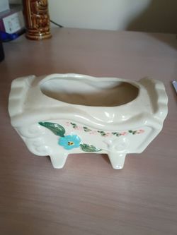 Vtg Pottery Planter
