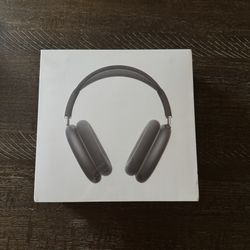 Apple AirPods Max “Midnight” BRAND NEW