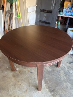 5 Piece DarK Wood Dinning Set