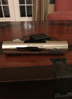 Skullcandy - I phone pipe speaker with remote