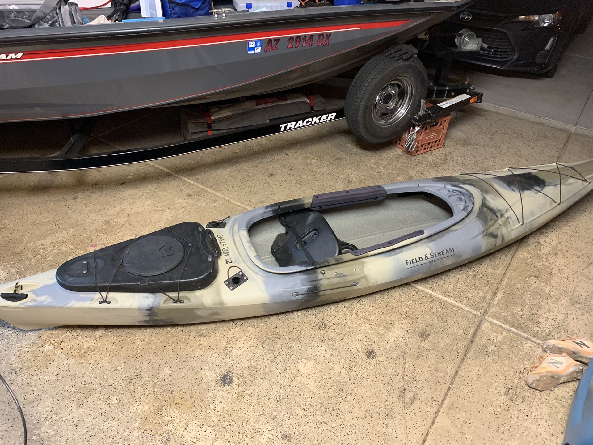 Field and Stream Eagle Run 12’ Kayak for Sale in Chandler, AZ OfferUp