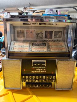 Seeburg Consolette Vintage Jukebox