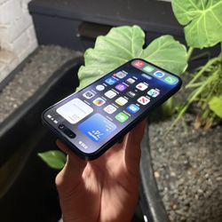 ***iPhONE 15 PRO unlocked**