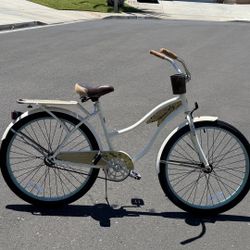 Huffy Panama Jack Beach Cruiser Bike with 26” wheels, new inner tubes. 