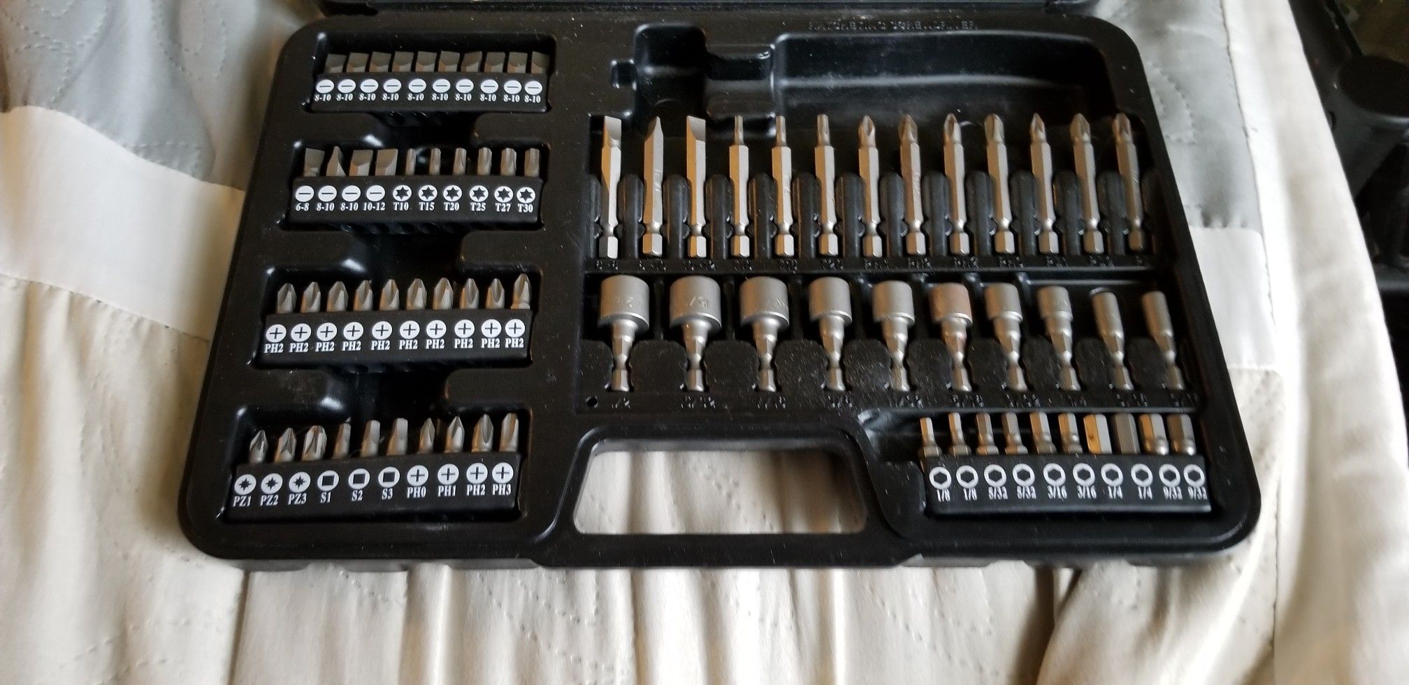 Black&Decker drill bit set
