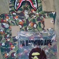 Hello Kitty × A Bathing Ape Zip Up Size Small 