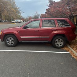 2005 Jeep Grand Cherokee 8 Cyl   $1900 