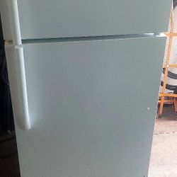 Fridge Apt Size