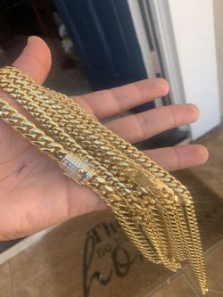 Cuban chain link