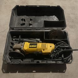 DeWalt Angle Grinder DW402 4 1/2"