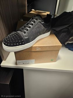 Men's size 42 Lou Boutins sneakers.