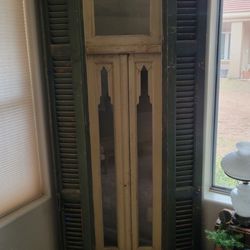 Antique Window Corner Piece
