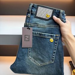 Fendi Men’s Jeans 2025 New 