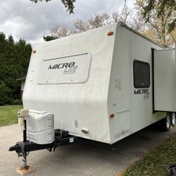 2012 forest river micro lite 25ds